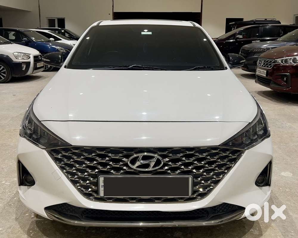 Hyundai Verna 1.5 Sx (o) Ivt, 2022, Petrol