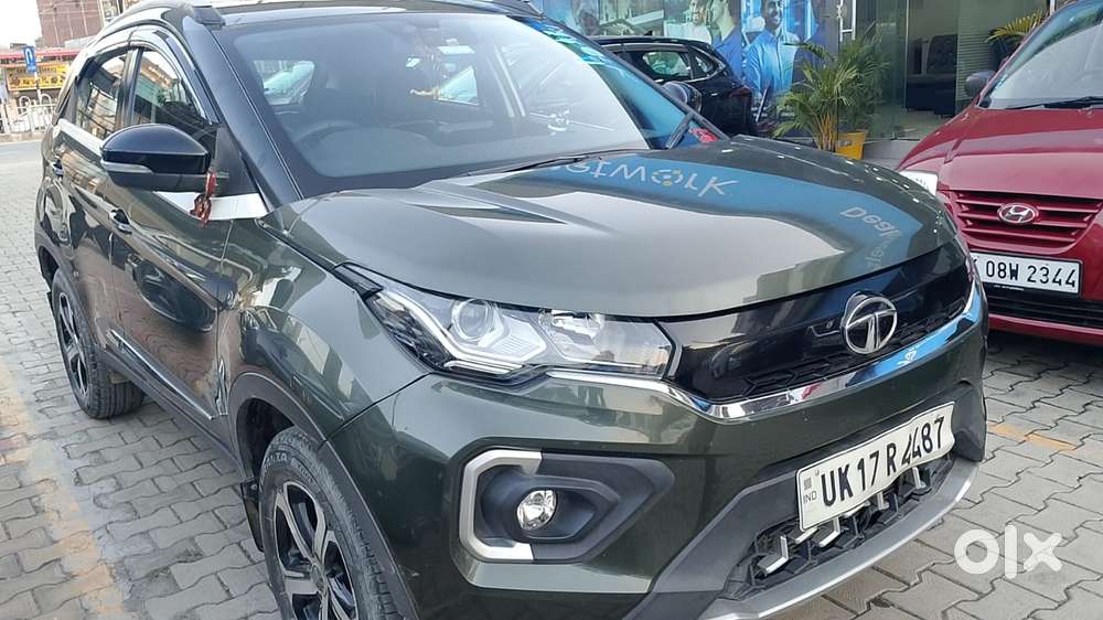 Tata Nexon, 2022, Petrol