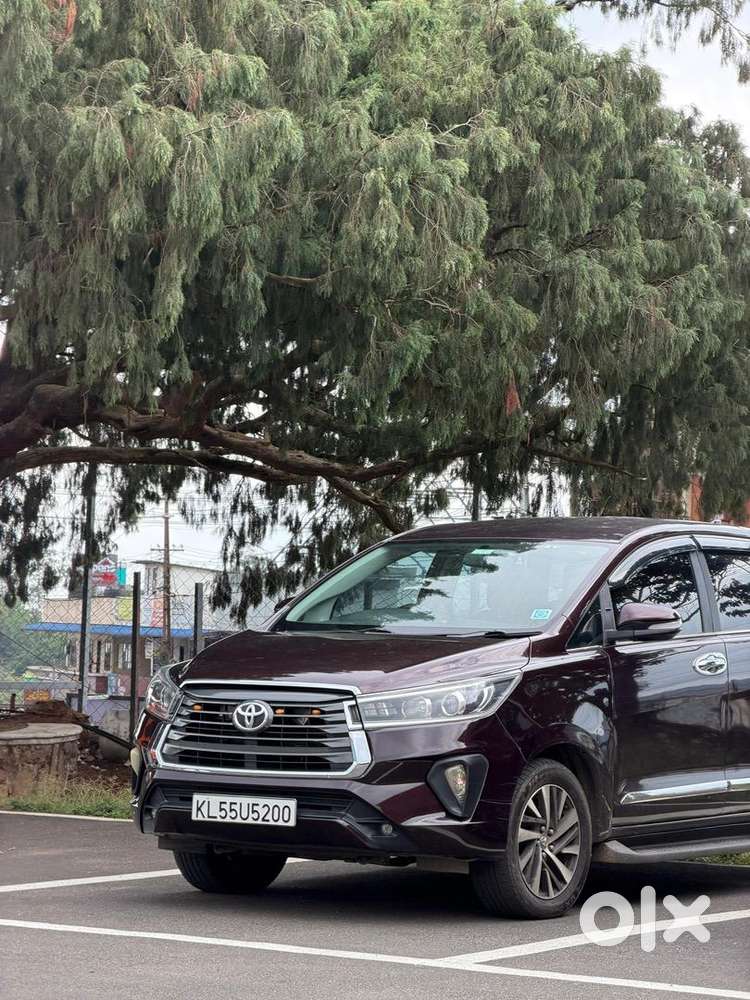 Toyota Innova Crysta 2016