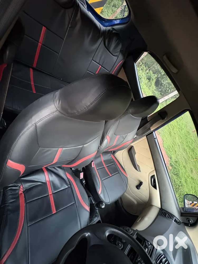 Petrol Cng 28 Milage
 Budget Family Use 
Like Showroom Condition