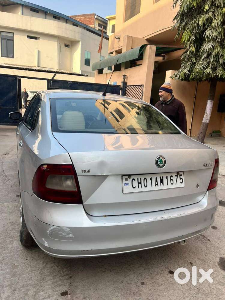 Skoda Rapid 2012 Diesel 166918 Km Driven