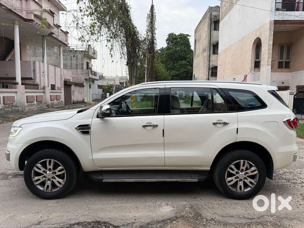 Ford Endeavour 3.2 Titanium At 4x4, 2017, Diesel