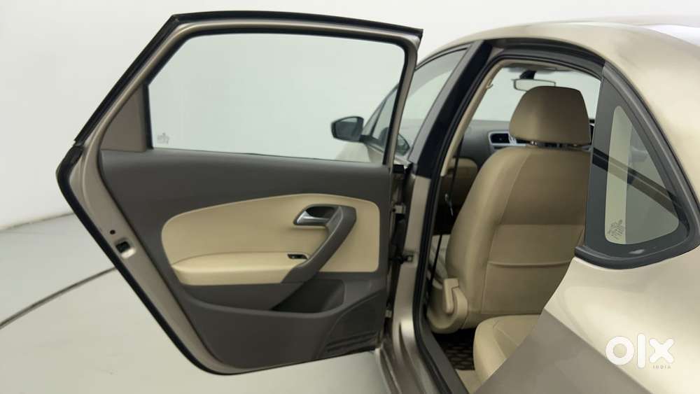 Volkswagen Vento 2013-2015 1.2 Tsi Highline At, 2016, Petrol
