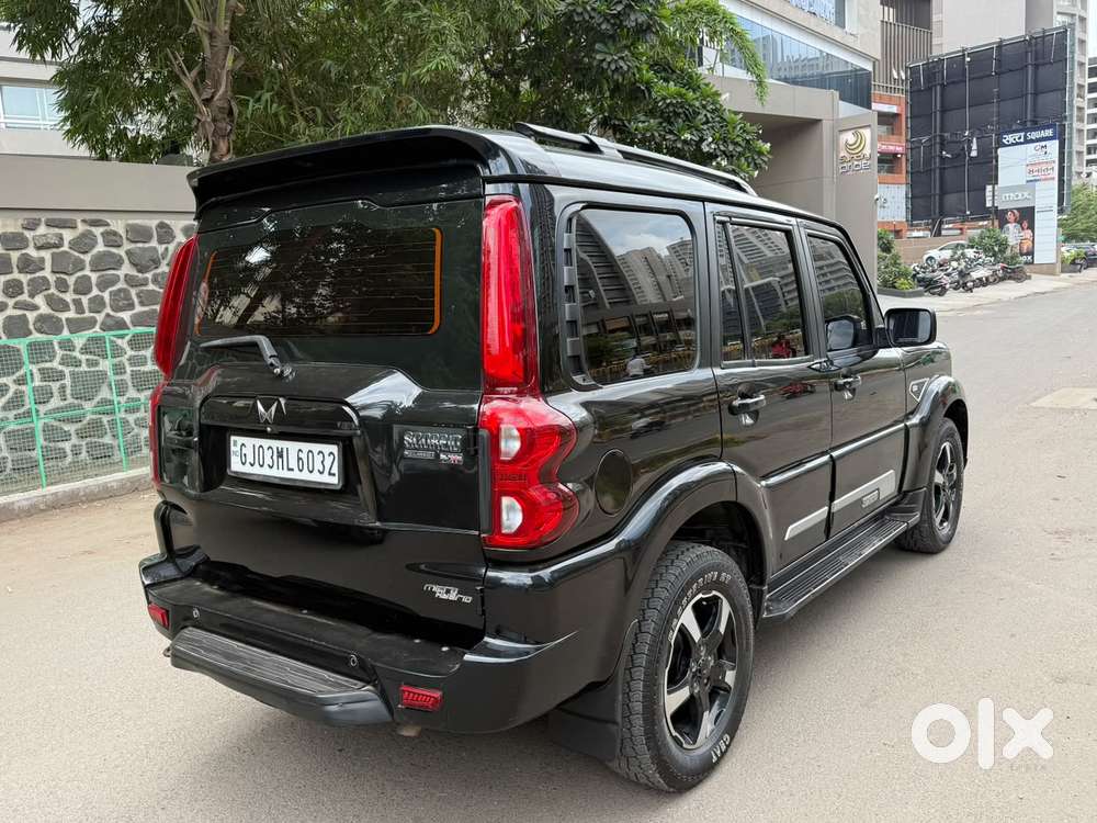 Mahindra Scorpio Classic 2.2 S 11 Mt 7 Str, 2022, Diesel