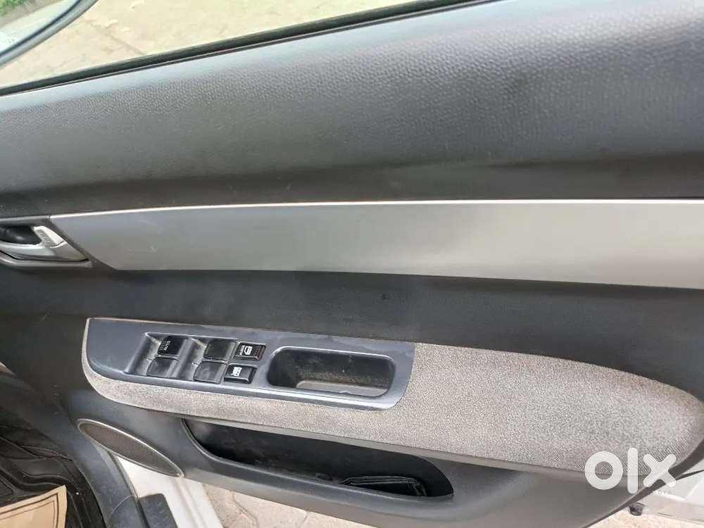 Power Stearing, Power Window, Center Lock, Ac, Heater, New Tyres