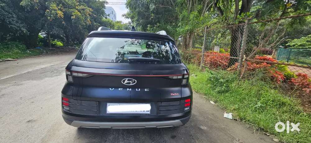 Hyundai Venue S(o) Turbo Imt 2023 Ka05 Registered