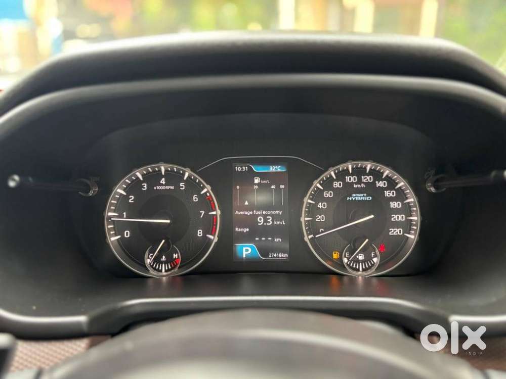 Maruti Suzuki Vitara Brezza Zxi + Amt Dual Tone, 2023, Petrol