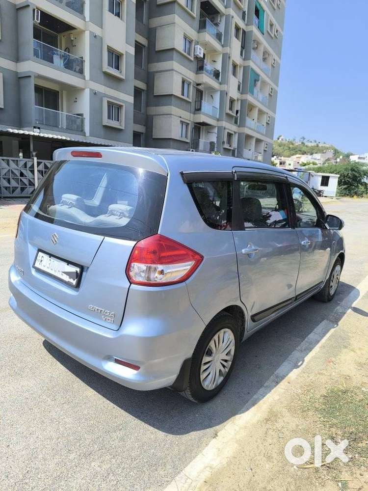 Maruti Suzuki Ertiga Vdi Shvs, 2013, Diesel