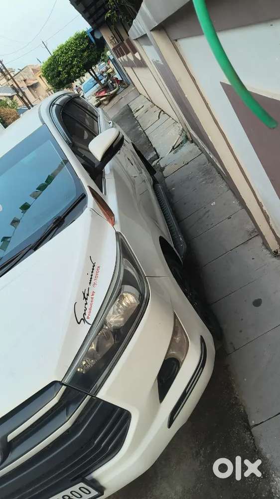 Toyota Innova Crysta 2017