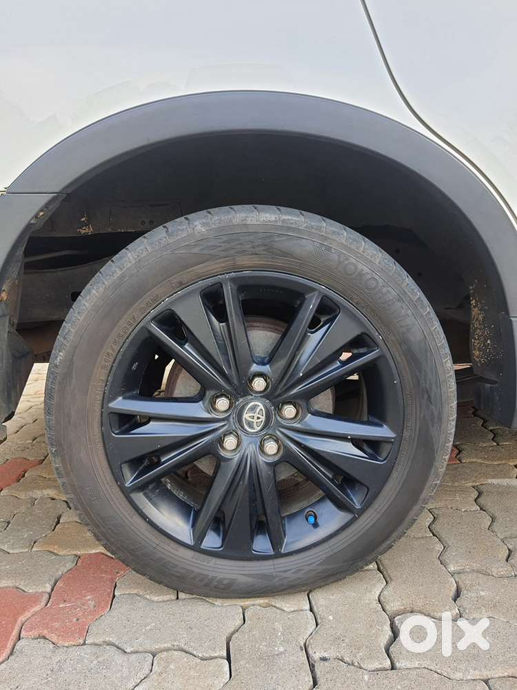 Innova Crysta 2.8 Touring Sport 2017