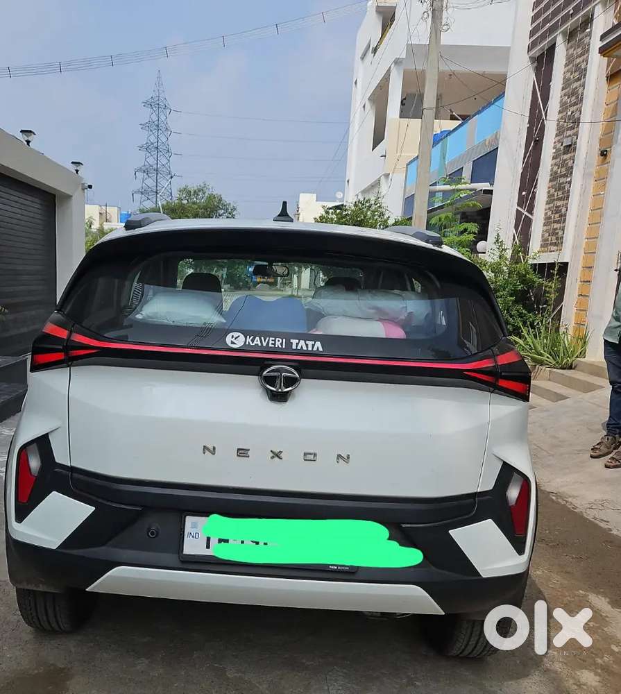 Tata Nexon - Creative Dca White For Sale
