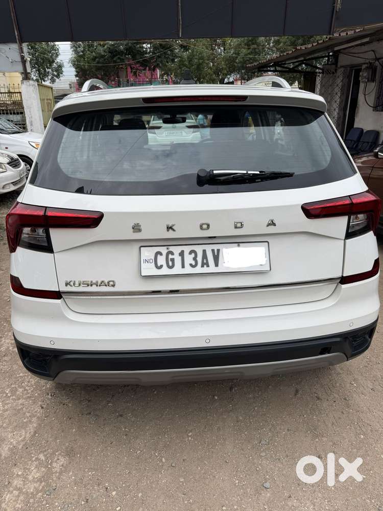 Skoda Kushaq 1.0 Tsi Style, 2023, Petrol