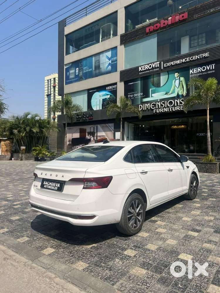 Skoda Slavia 1.5 Tsi Style At, 2023, Petrol