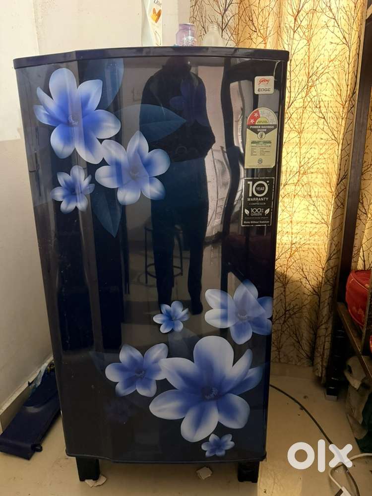 Single door fridge