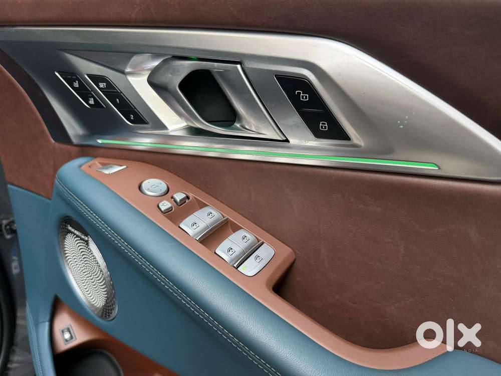 Bmw Xm Plug-in Hybrid, 2025, Petrol