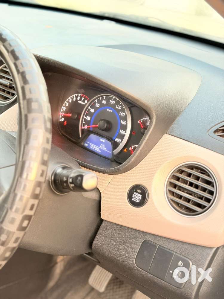 Hyundai Grand I10 Sportz O 1.2, 2015, Petrol