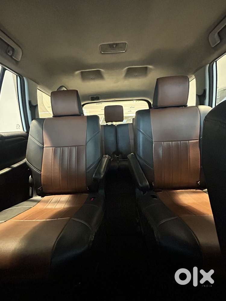 Toyota Innova Crysta 2.4 G Mt 7 Str, 2017, Diesel