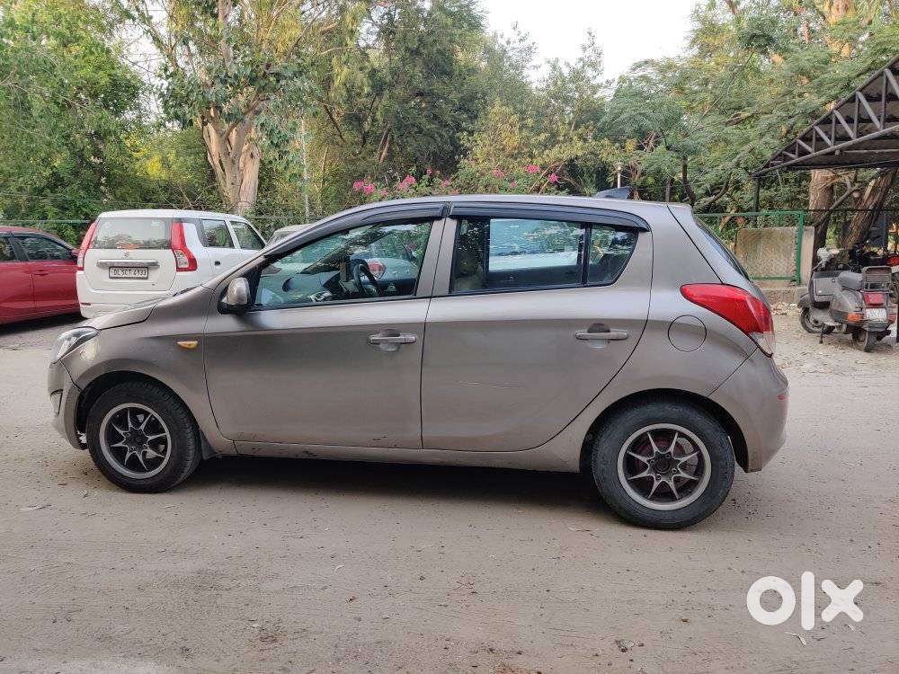 Hyundai I20 1.2 Magna Executive, 2013, Cng & Hybrids