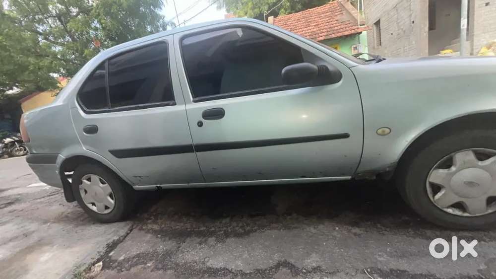 Ford Ikon Flair 2005 Petrol