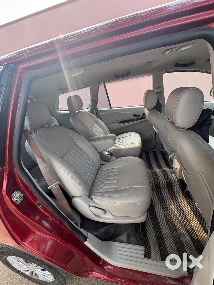 Toyota Innova 2009-2011 2.5 Vx 7 Str Bsiv, 2009, Diesel