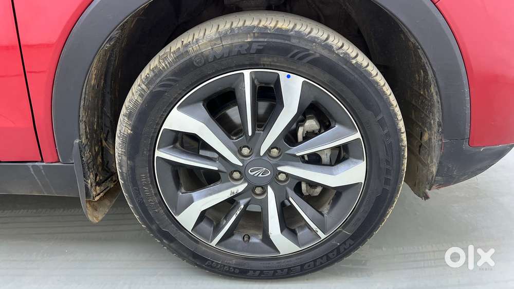 Mahindra Xuv300 W8 Option Dual Tone, 2021, Petrol