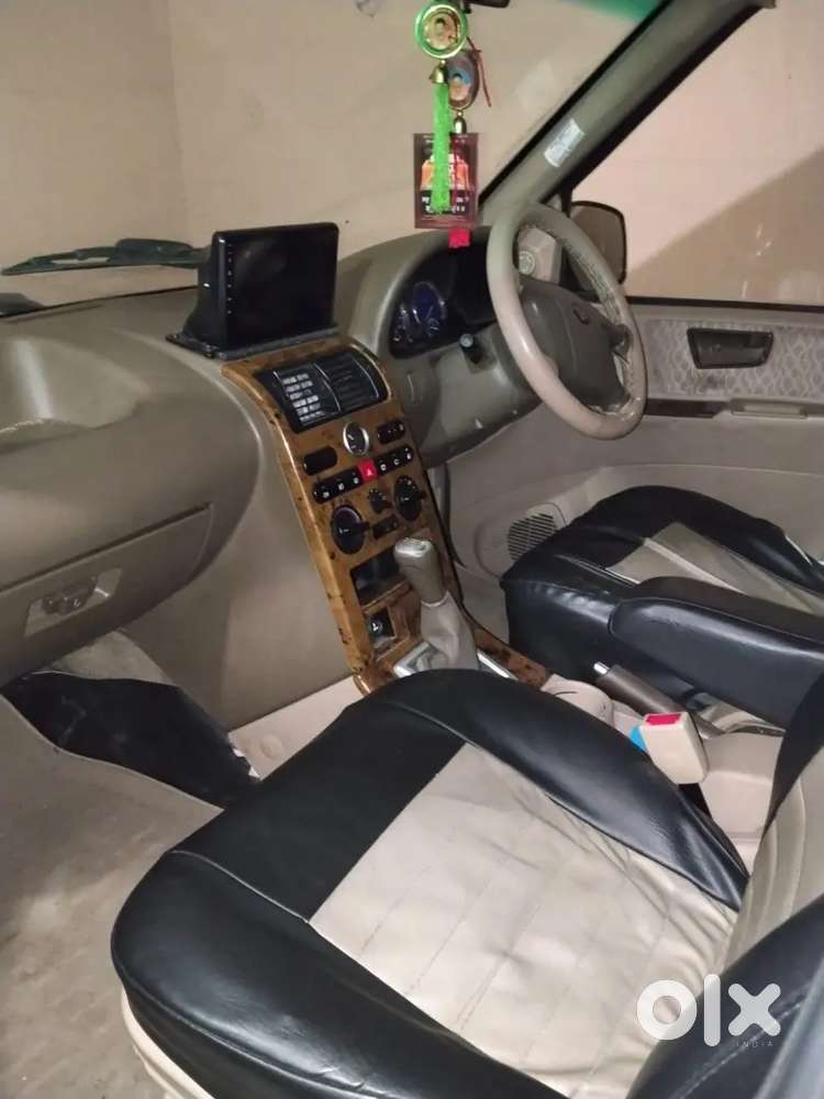 Tata Safari