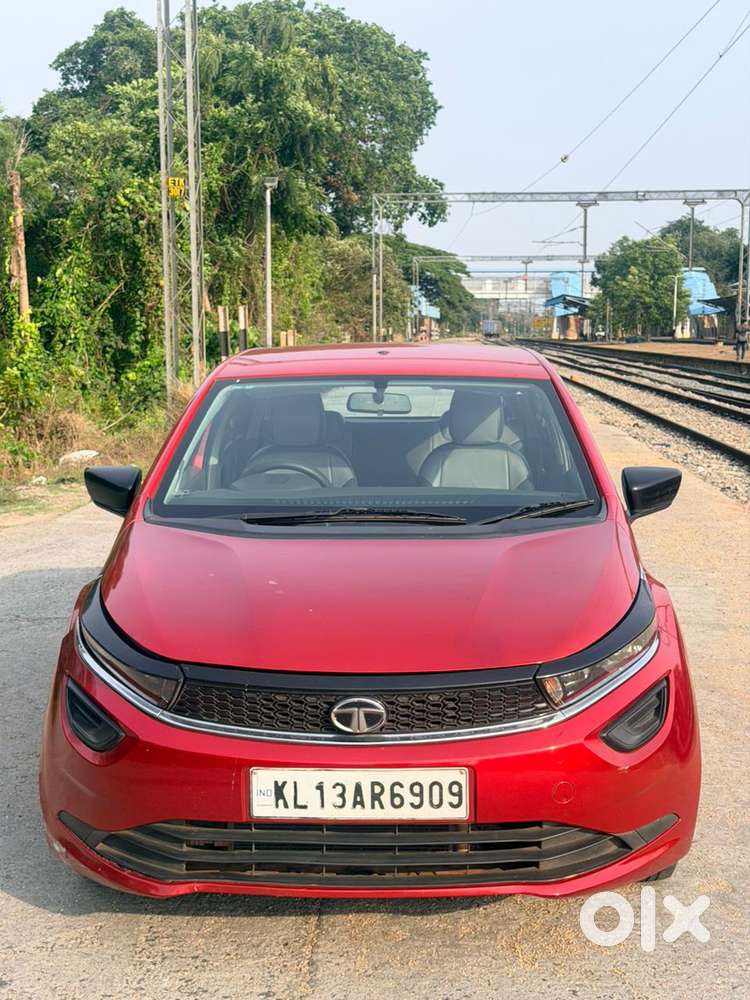 Tata Altroz 1.2 Xe, 2020, Petrol