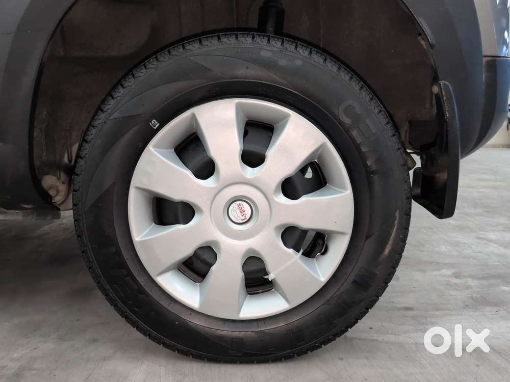 Renault Kwid 2019-ongoing 1.0 Rxt Amt (o), 2018, Petrol
