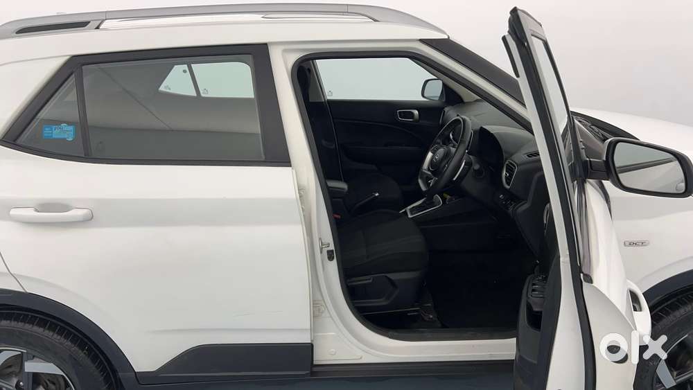 Hyundai Venue Sx Plus Turbo Dct, 2022, Petrol
