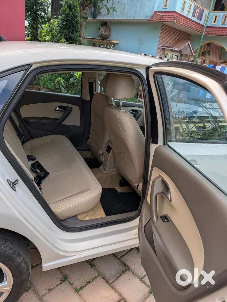 Volkswagen Vento Highline 2014 Year