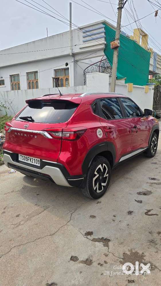 Nissan Magnite 1.0 Xv, 2022, Petrol