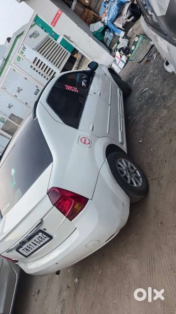 Mahindra Verito D6