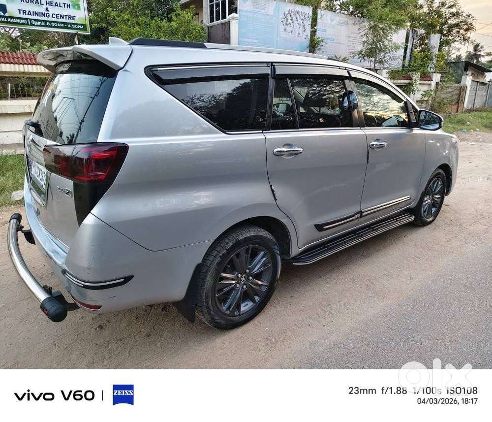 Toyota Innova Crysta 2.5z, 2016, Diesel