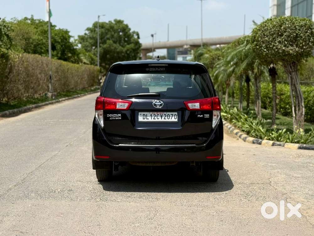 Toyota Innova Crysta [2020-ongoing] 2.4 Gx At 7 Str, 2022, Diesel