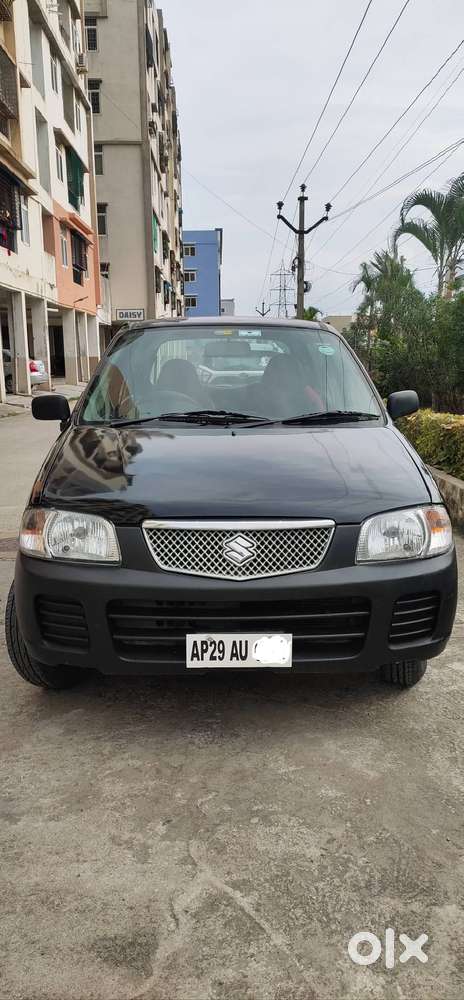 Less Driven Black Alto Lxi