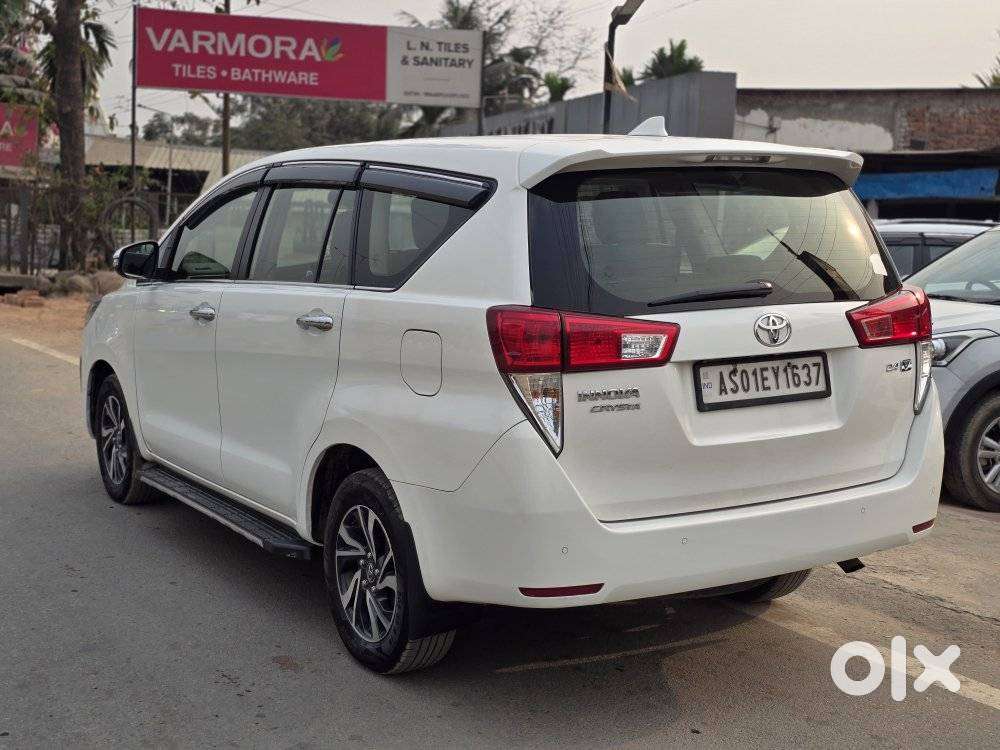 Toyota Innova Crysta 2.4 V 8 Str, 2021, Diesel