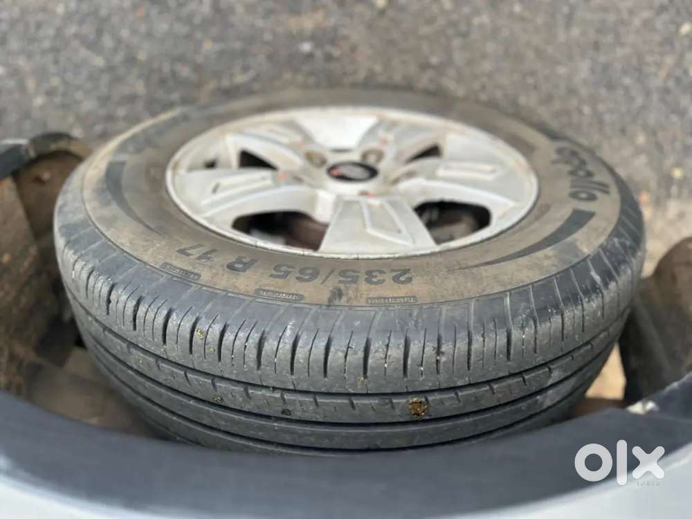 Mahindra Xuv500 2014 Diesel 98000 Km Driven