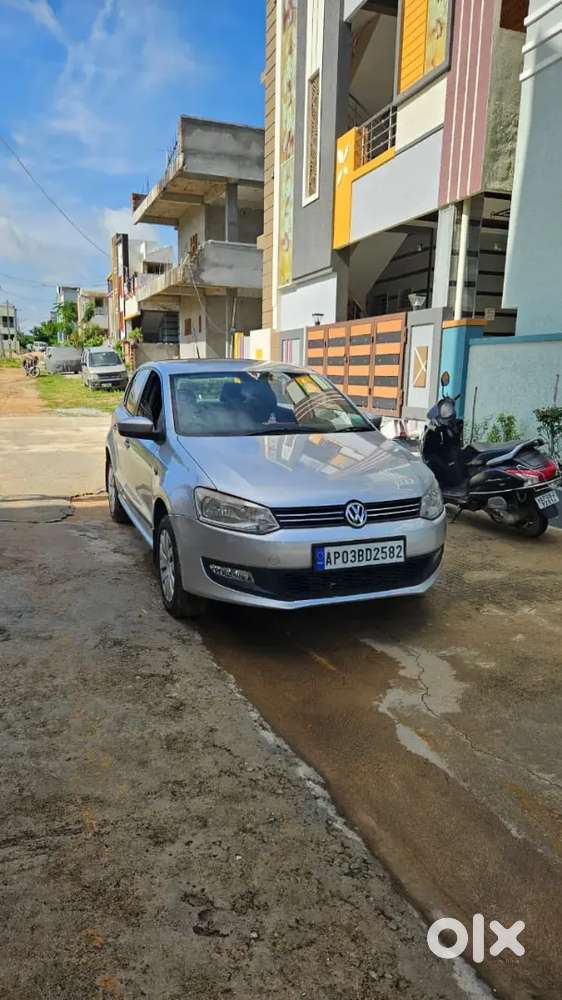 Volkswagen Polo Comfortline 2013 Here