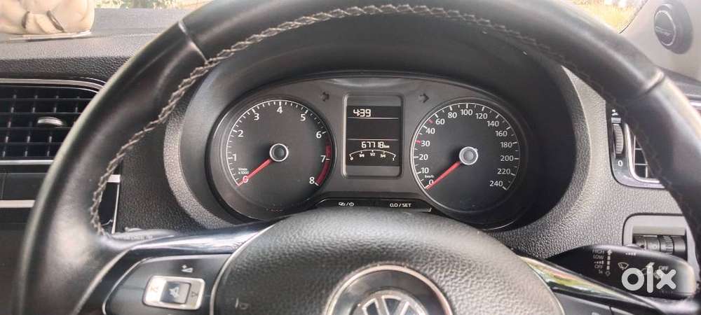 2015 Feb Registration Polo Gt Tsi