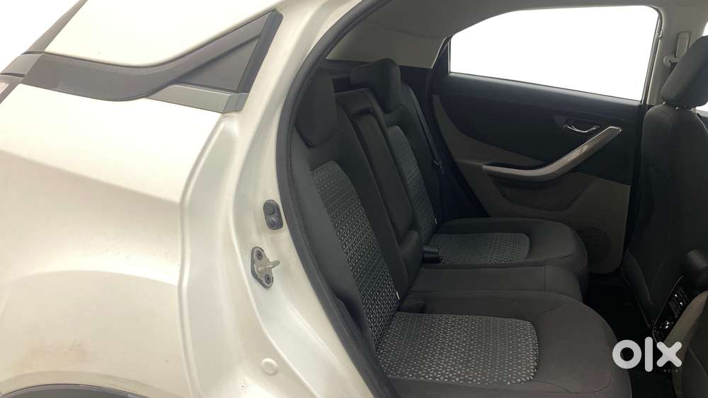 Tata Nexon 1.2 Revotron Xza Plus, 2019, Petrol