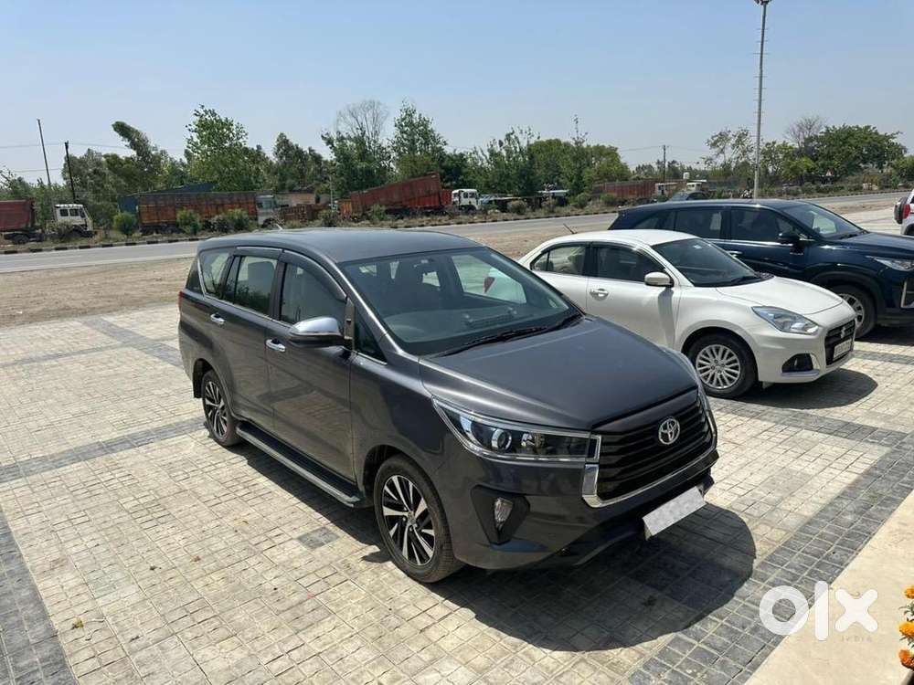 Toyota Innova Crysta 2022 Diesel At  First Owner  Grey Metallic