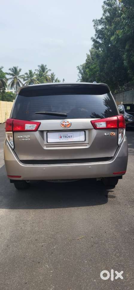 Toyota Innova Crysta 2.4 V, 2017, Diesel