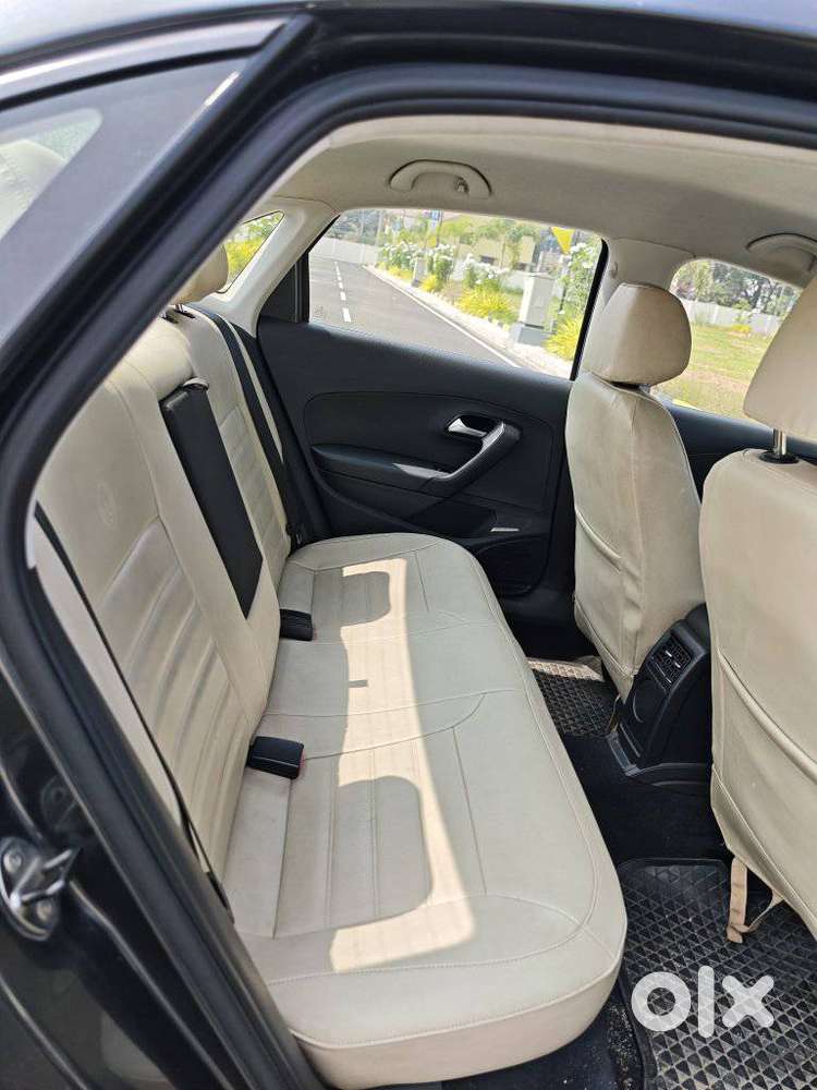 Volkswagen Vento 1.5 Tdi Comfortline At, 2015