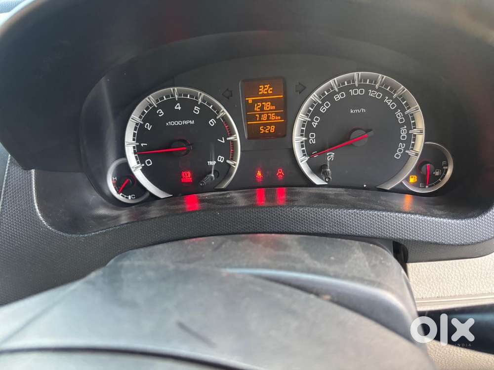 Maruti Suzuki Dzire 1.2 Zxi, 2017, Petrol