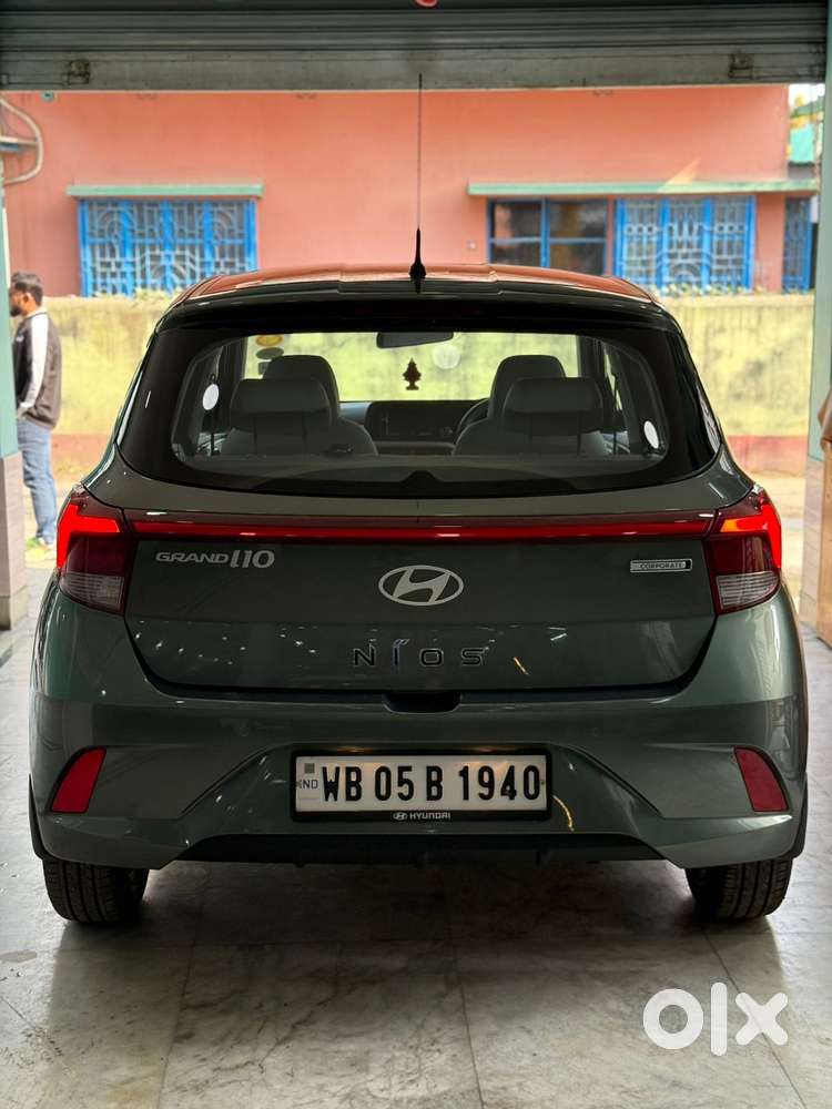 Hyundai Grand I10 Nios Corprate Edition 1.2 At, 2024, Petrol