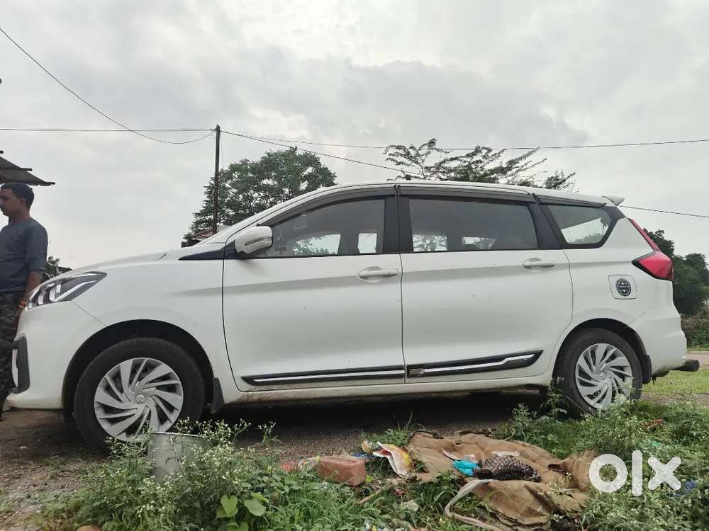 Maruti Suzuki Ertiga Vxi 2024