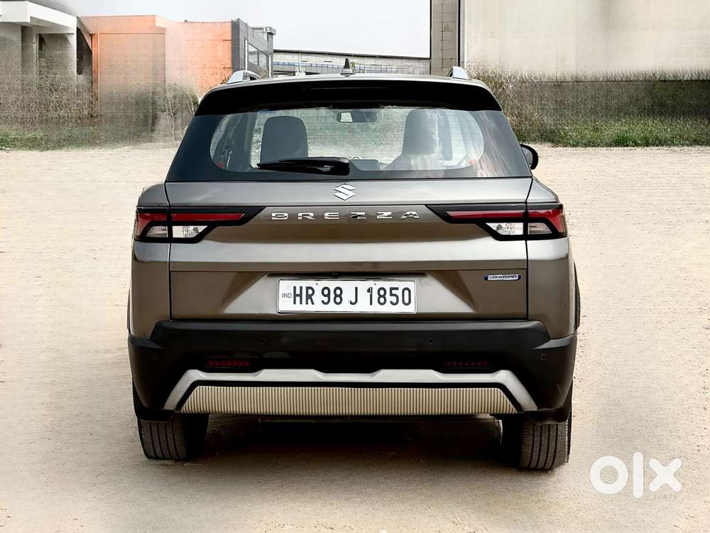 Maruti Suzuki Brezza 1.5 Zxi Smart Hybrid, 2023, Petrol