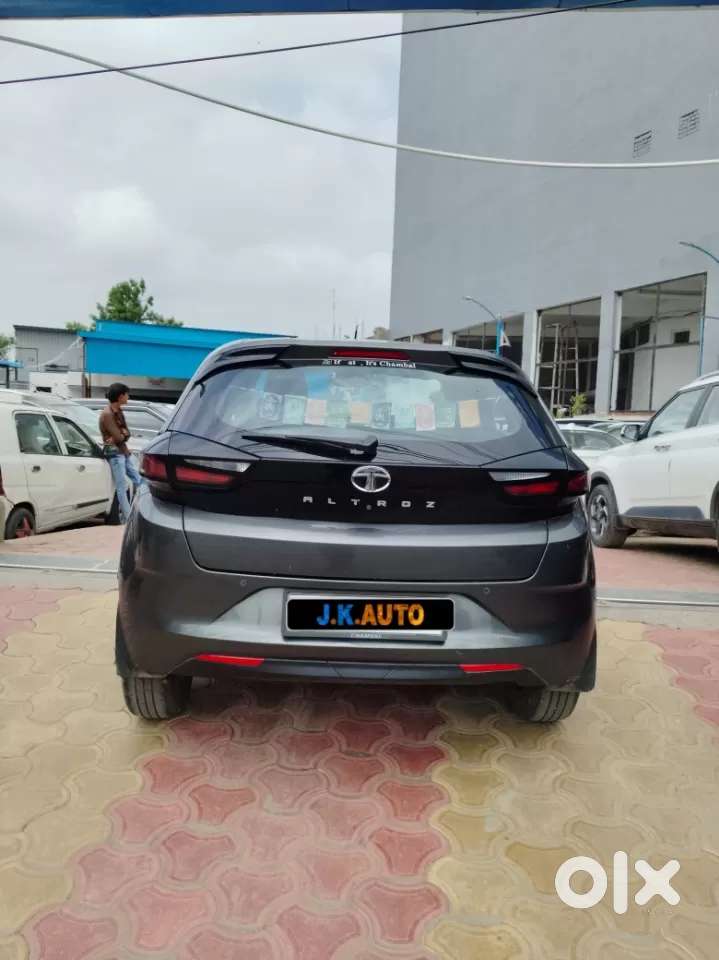 Tata Altroz Xz, 2023, Petrol