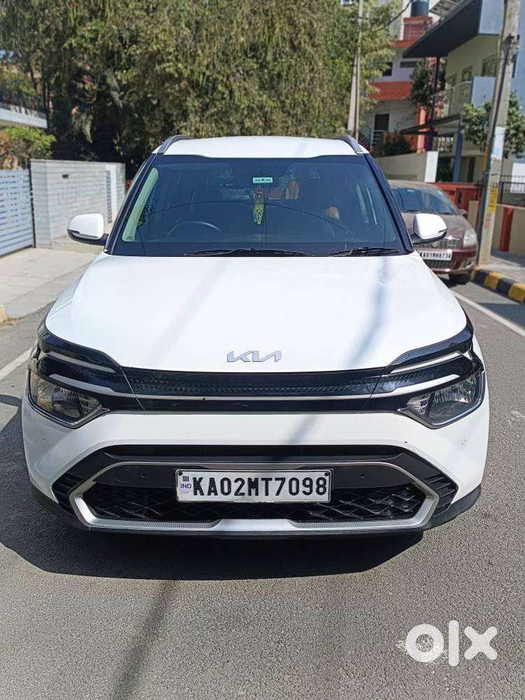 Kia Carens 1.5 Prestige 7 Str, 2023, Petrol