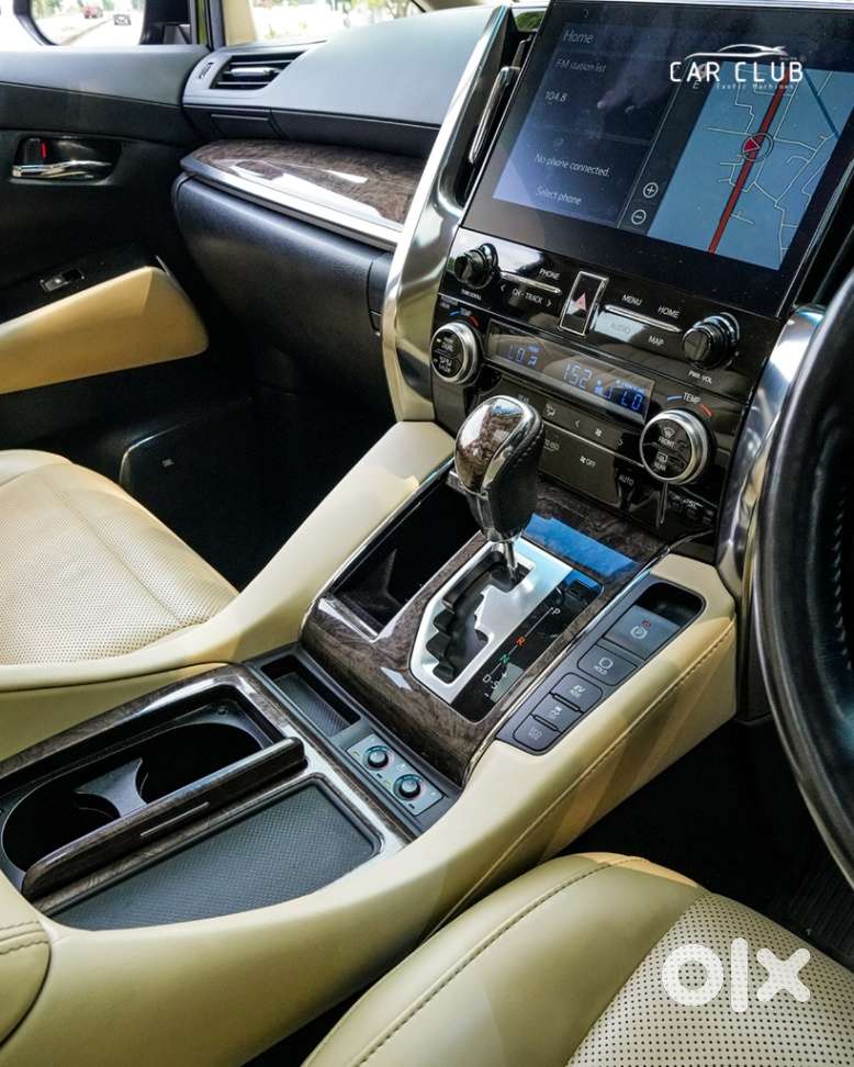 Toyota Vellfire, 2021, Petrol